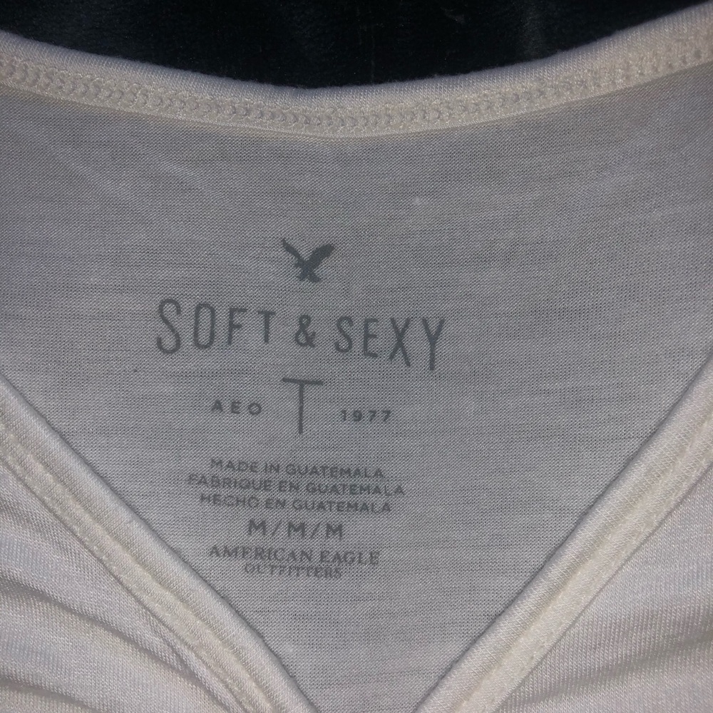 NWOT American Eagle white shirt - Picture 2 of 2